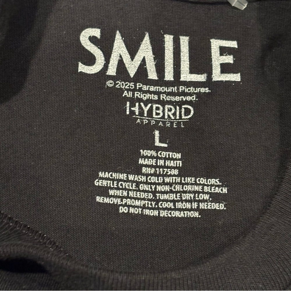 SMILE Horror Movie Graphic T-Shirt Men’s Large Black Paramount Pictures - Picture 3 of 3